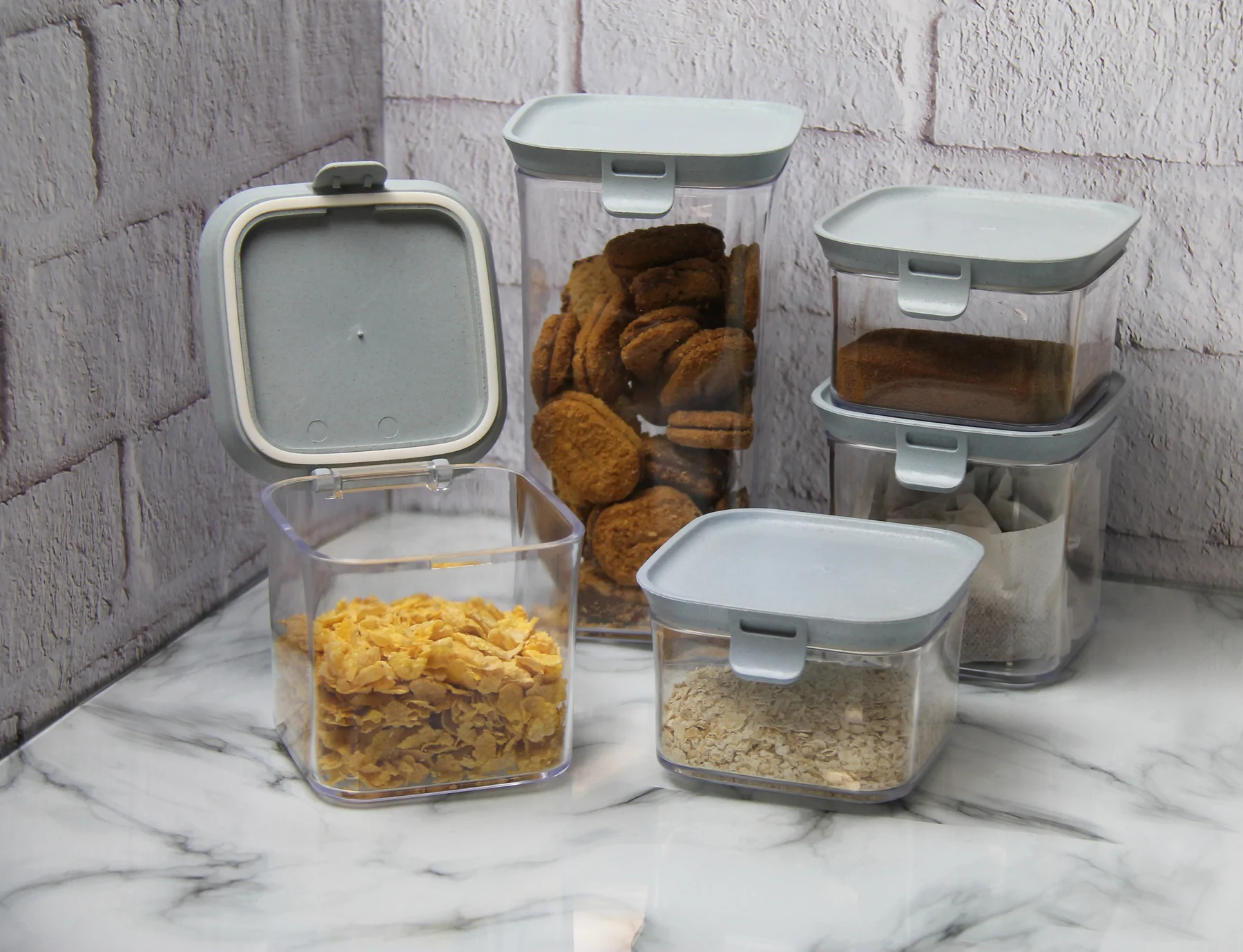 Easy Lock Storage Container Set of 5 - Image 2